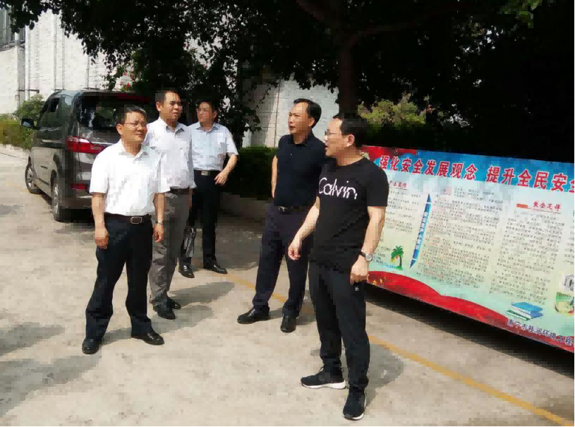 樊建新:中國(guó)社科院馬克思主義研究院副院長(zhǎng)樊建新蒞臨我司運(yùn)營(yíng)項(xiàng)目調(diào)研